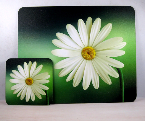 Unisub textured placemat and coasters